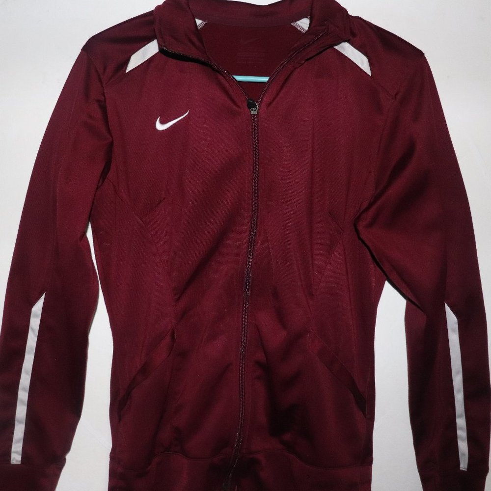 Nike Womens Maroon Zip up